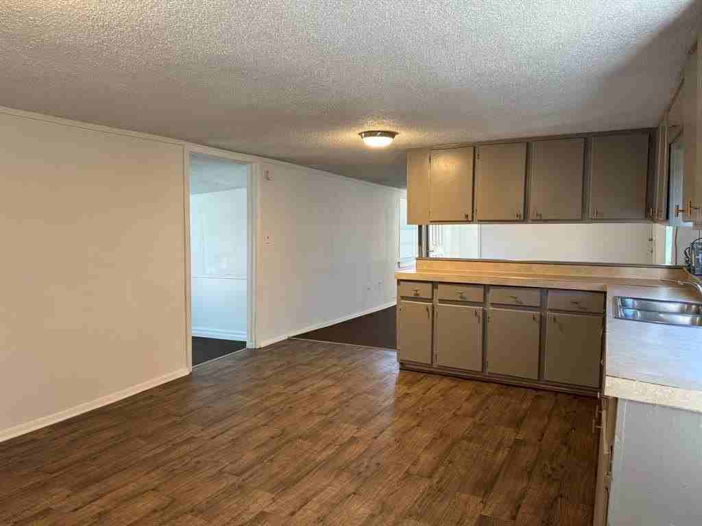 10604 County Road 1020 - Photo 6 of 21