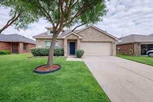 453 Harding Ln - Photo 1 of 1