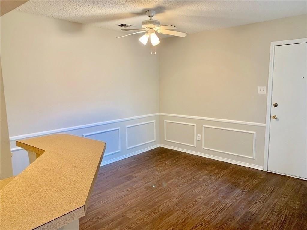 539 Canary Ln - Photo 4 of 13