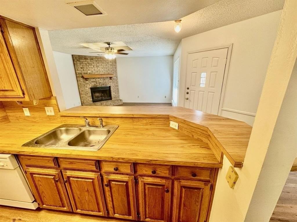 539 Canary Ln - Photo 6 of 13