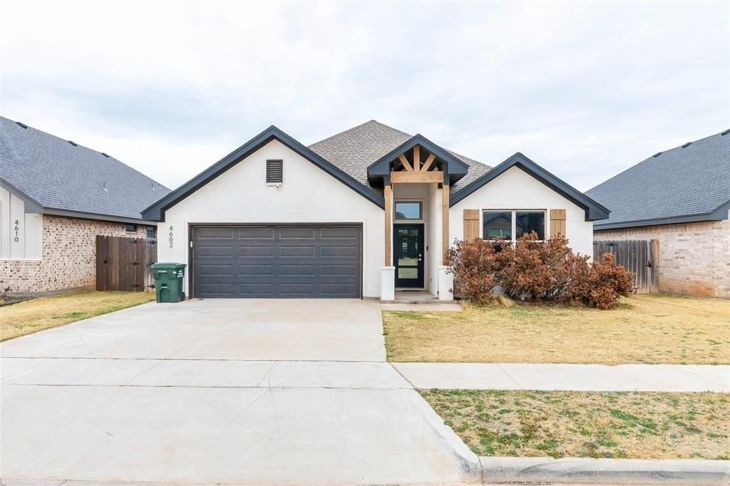 4602 Ebbets Dr - Photo 3 of 37