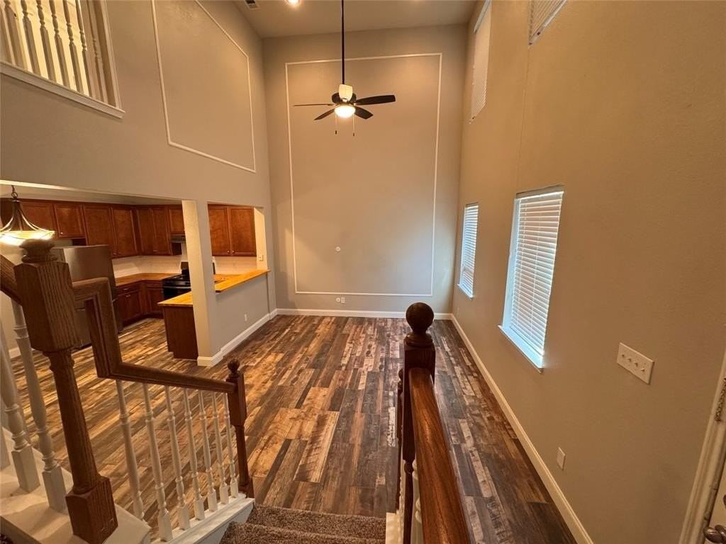 4164 Kyndra Cir - Photo 2 of 29