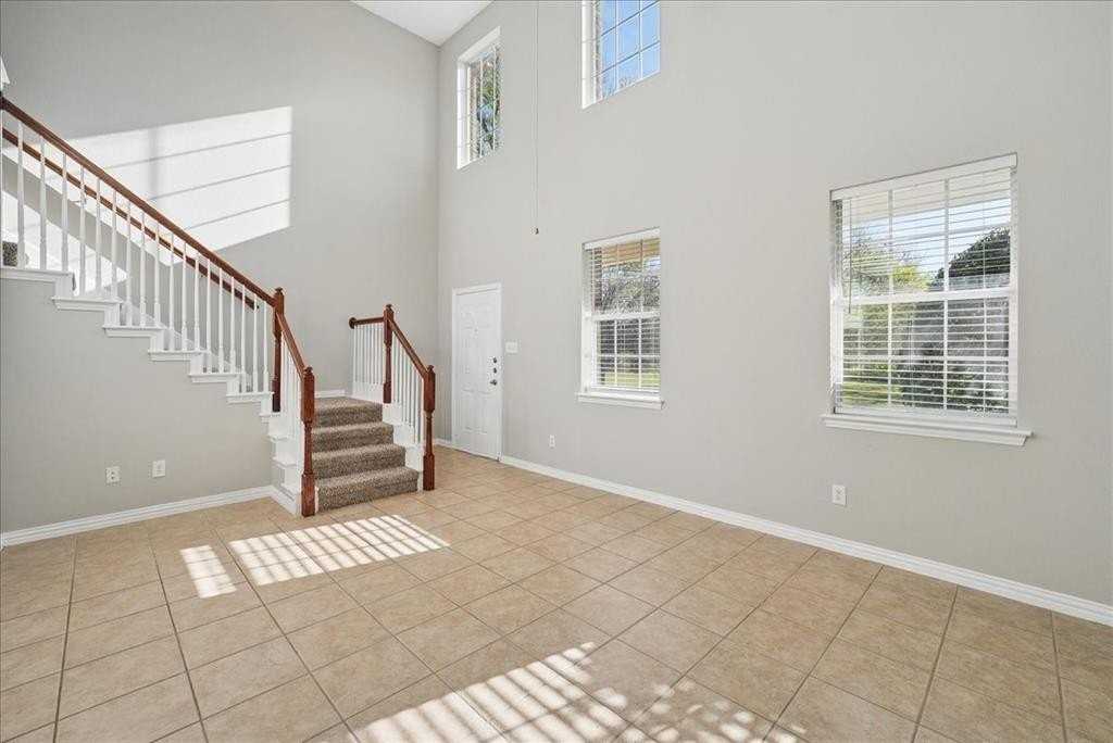 2220 Sandshell St - Photo 7 of 31