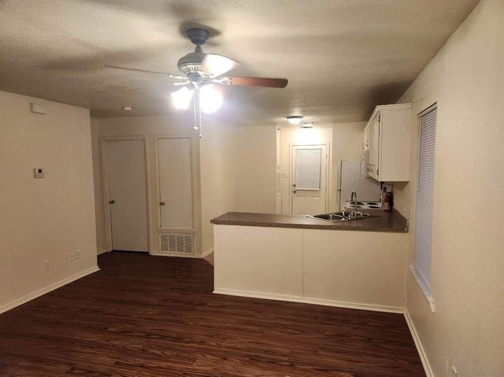 2203 Monroe St #A - Photo 4 of 6