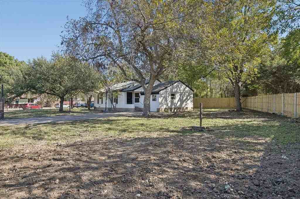 1626 Crest Ridge Dr - Photo 5 of 33