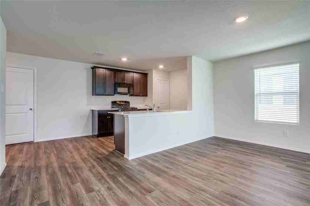 1809 River Crossing Dr - Photo 7 of 25