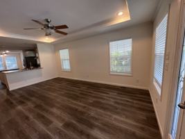 featured image of 10 Coachlight Ct #0063