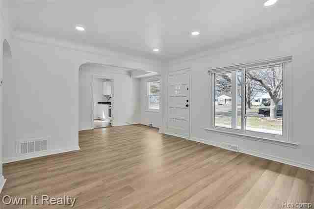 26779 Southwestern Hwy - Photo 3 of 20