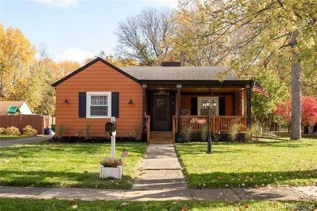 22618 Brookdale St - Photo 2 of 50