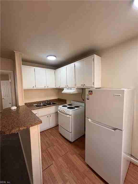 1704 Kingston Ave #2 - Photo 6 of 11