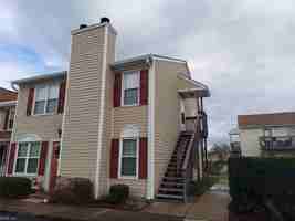 featured image of 1420 Deerpond Ln