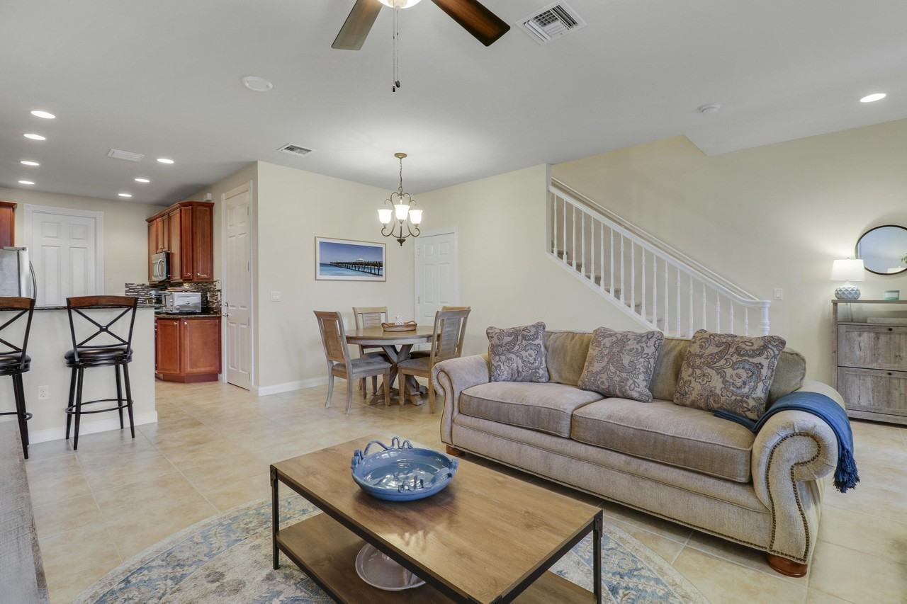 1323 N Jeaga Dr - Photo 6 of 26