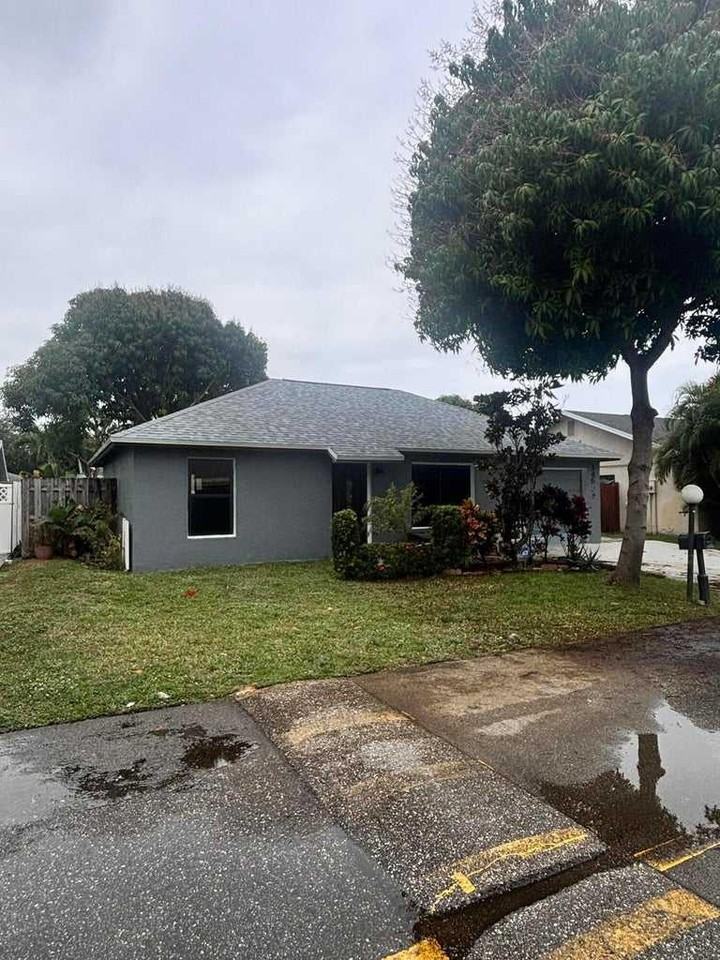 14539 Wood Pine Dr - Photo 4 of 10