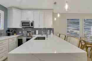 523 Club Dr - Photo 1 of 1