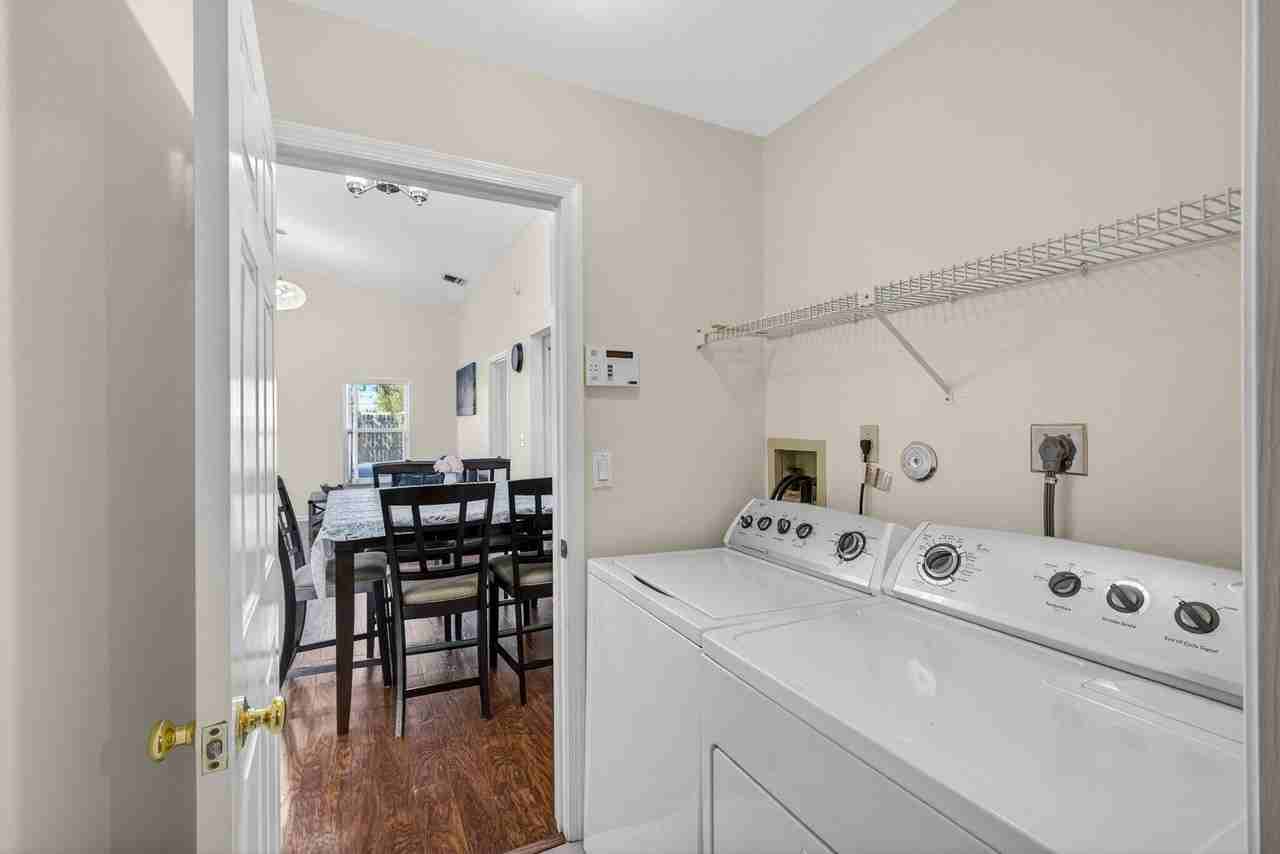 6223 Kendrick St - Photo 5 of 45