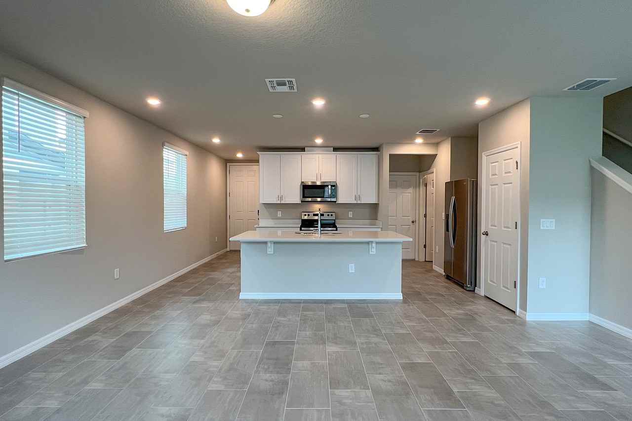 537 Legacy Loop #1 - Photo 5 of 16