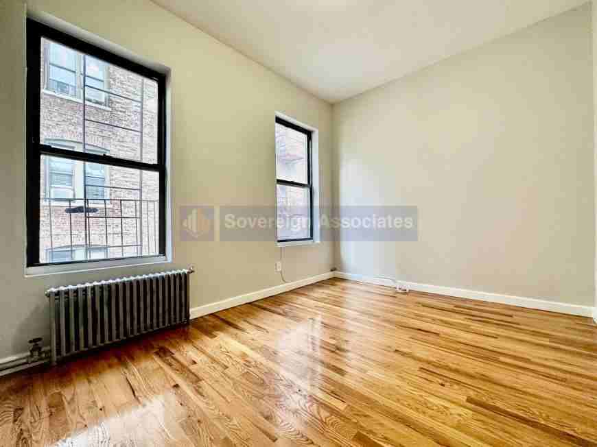 523 W 135th St - Photo 2 of 10