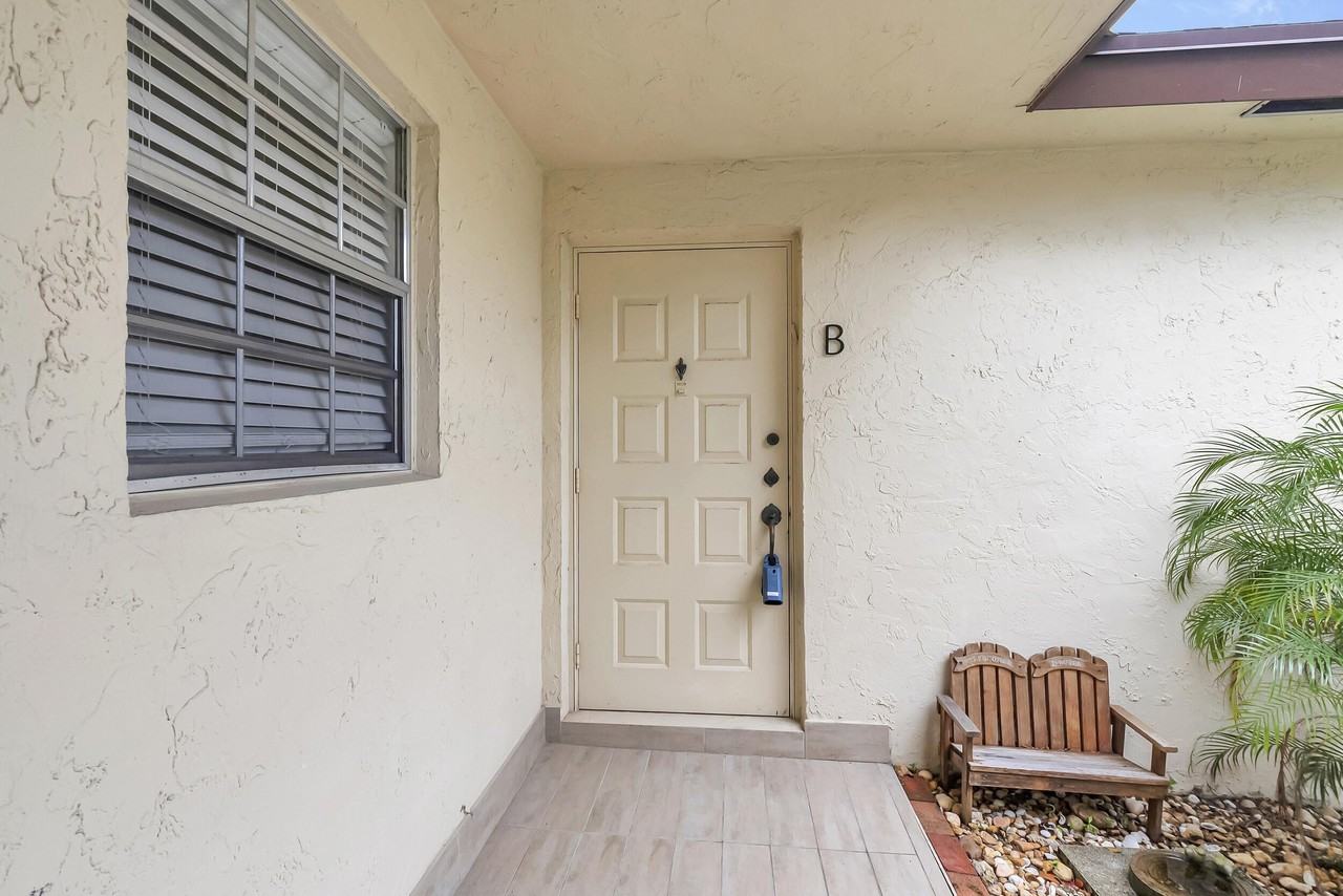 14040 Nesting Way #B - Photo 4 of 26