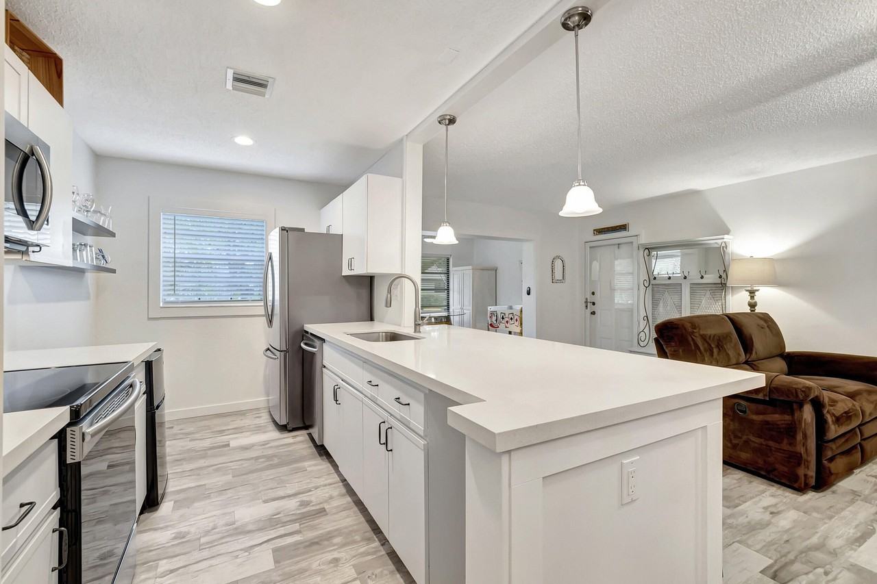14040 Nesting Way #B - Photo 6 of 26