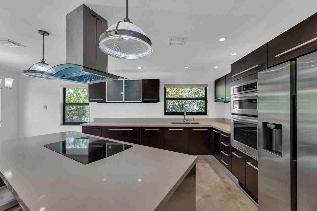 2119 N 14th Ter - Photo 7 of 40