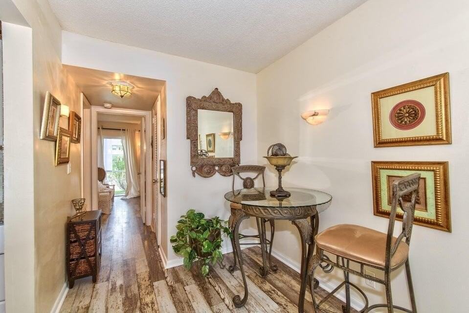 59 Bedford C - Photo 3 of 26