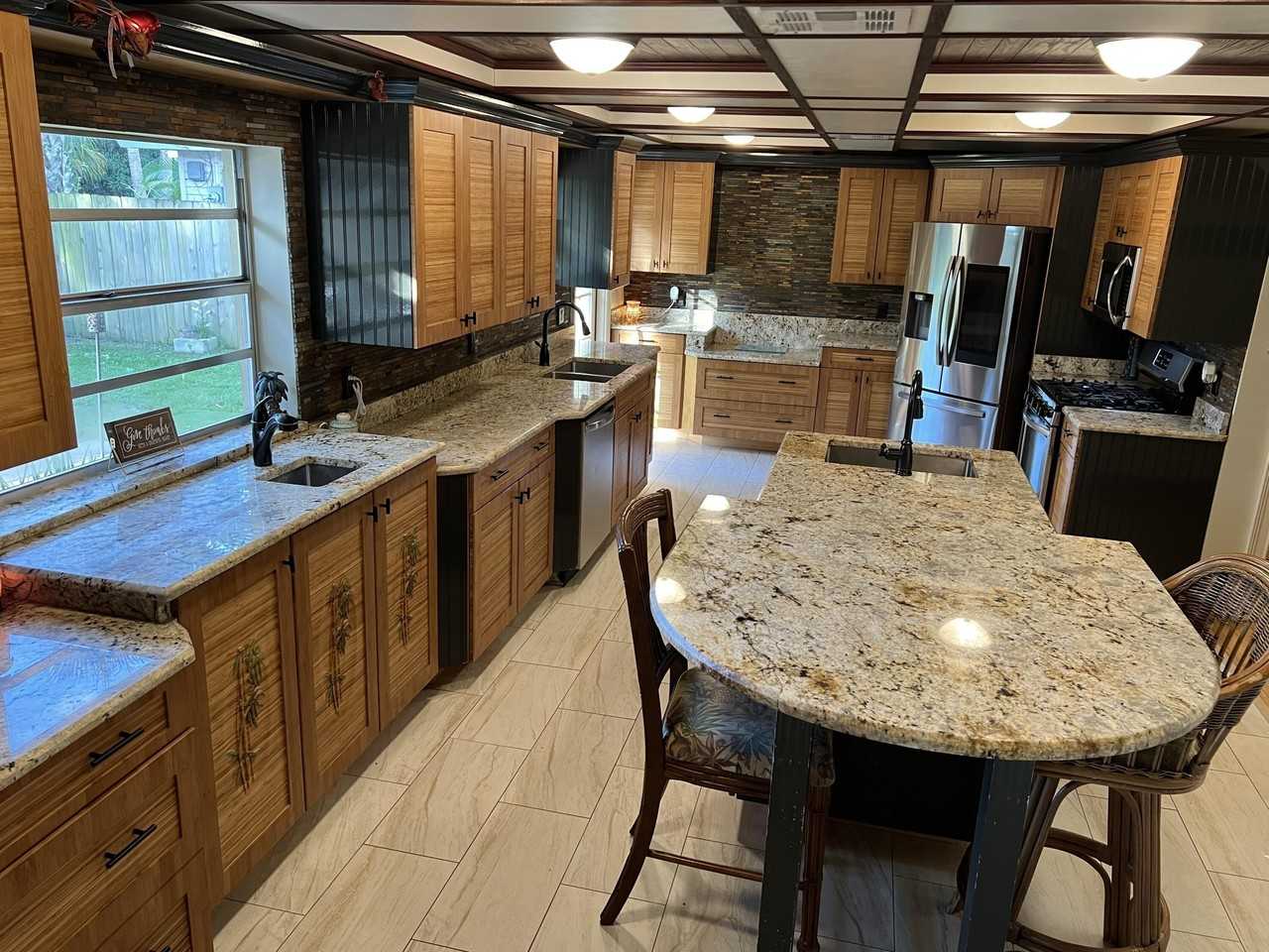 1207 Australian Ave - Photo 2 of 24