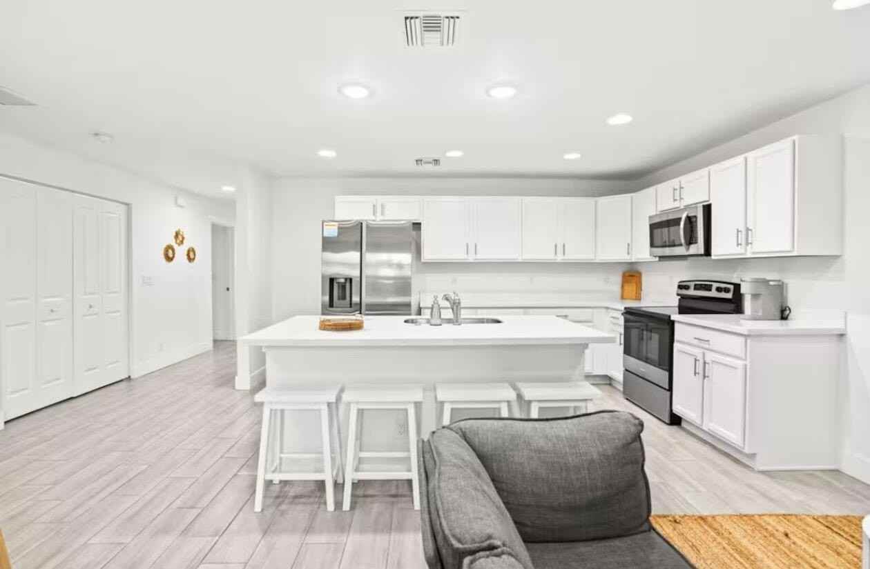 565 Lilac Ct - Photo 3 of 29