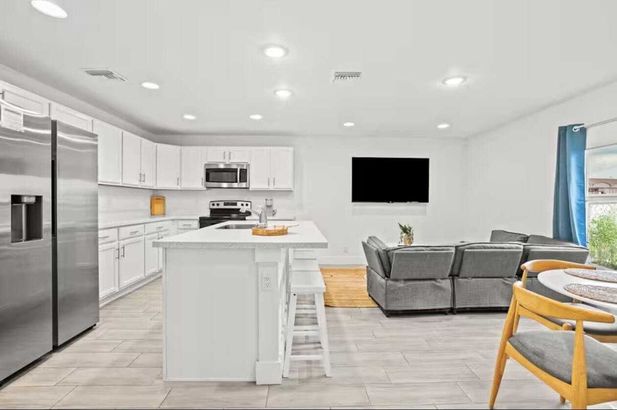 565 Lilac Ct - Photo 4 of 29