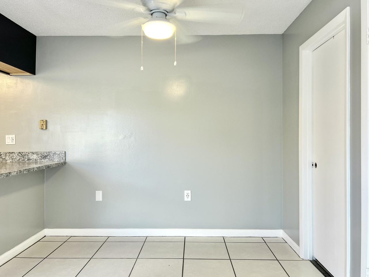 7206 72nd Way - Photo 6 of 26