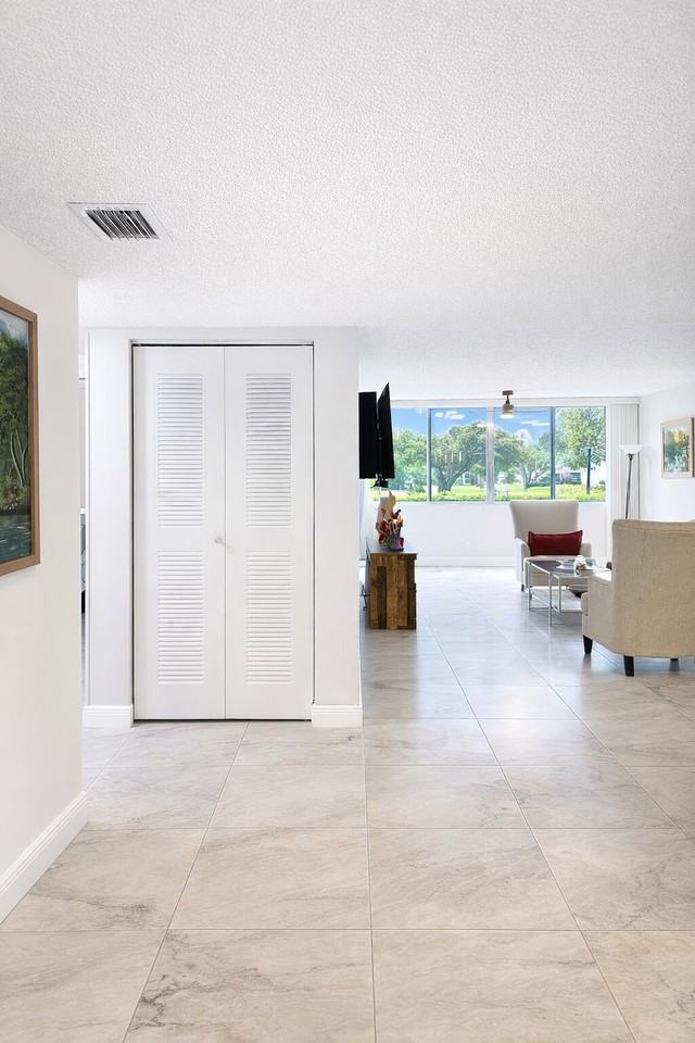 6698 10th Ave N Apt 116 - Photo 2 of 38