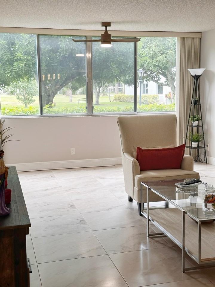 6698 10th Ave N Apt 116 - Photo 3 of 38