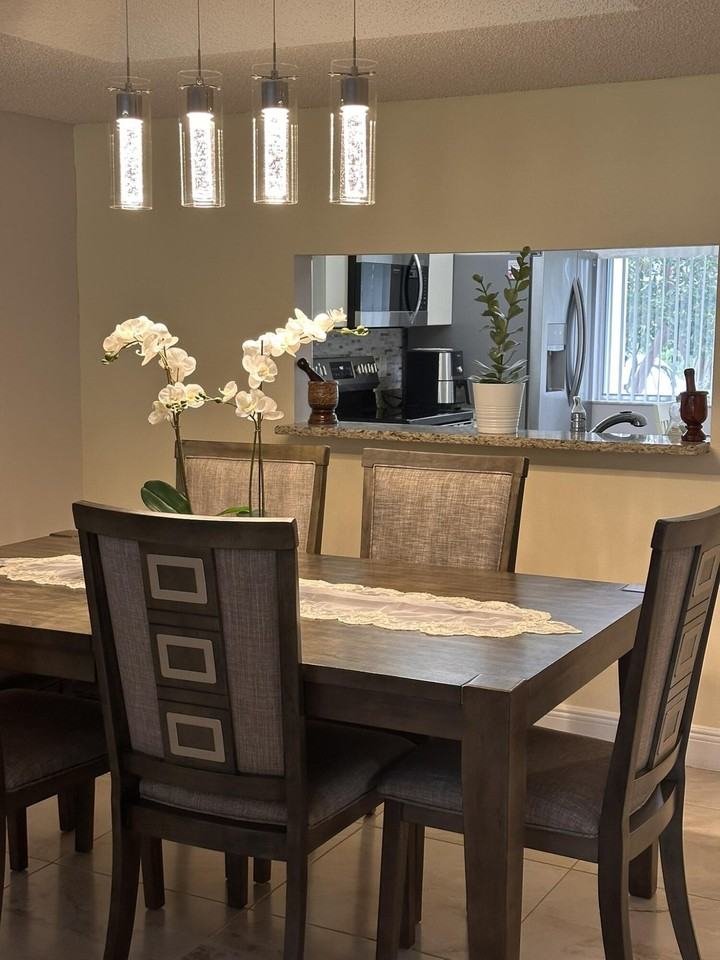 6698 10th Ave N Apt 116 - Photo 7 of 38