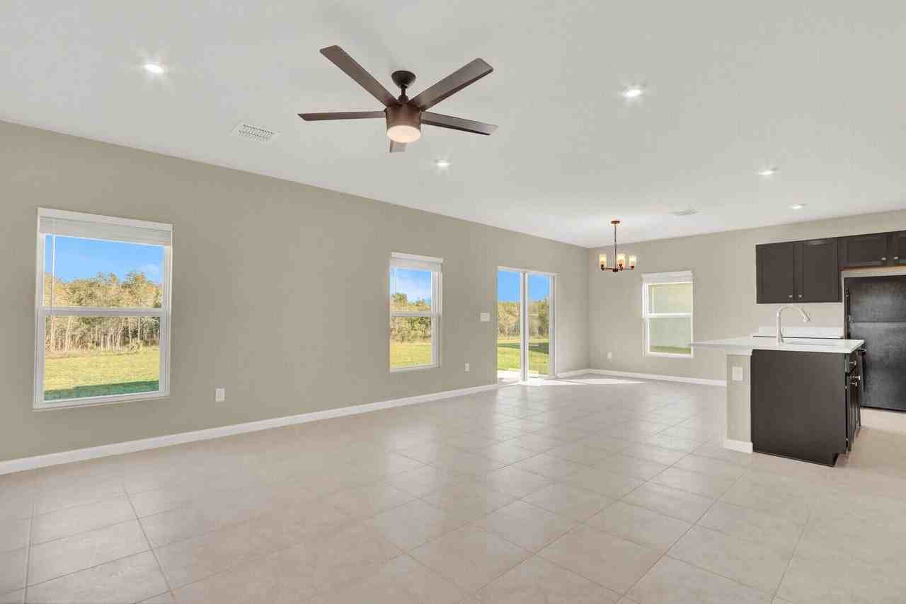 15693 Sw Twilight St - Photo 6 of 41