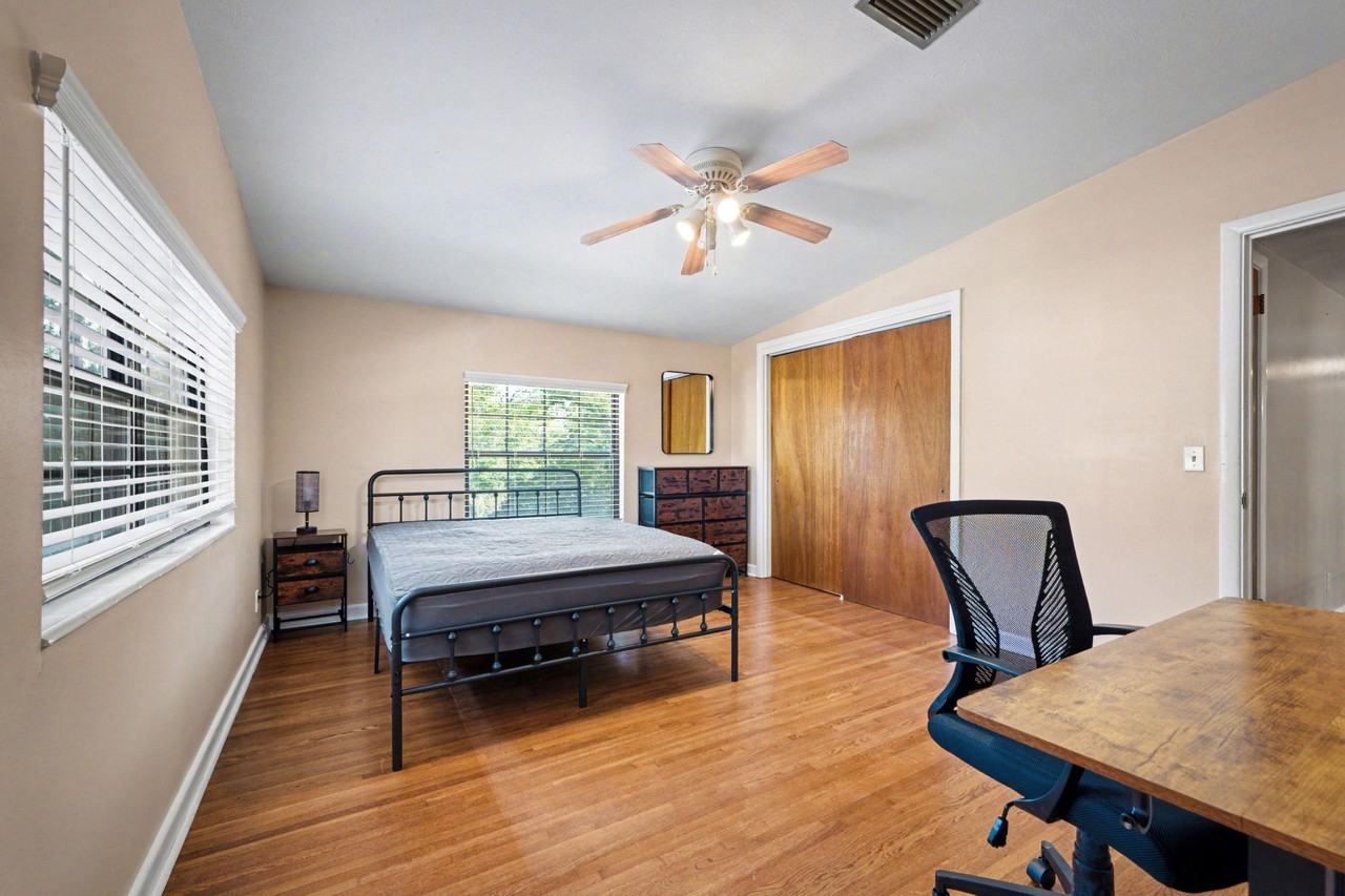 Sweetbay Ln - Photo 2 of 23