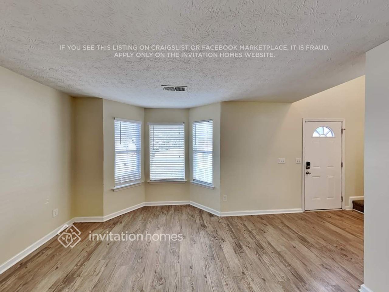 1331 Ambercrest Way - Photo 4 of 19