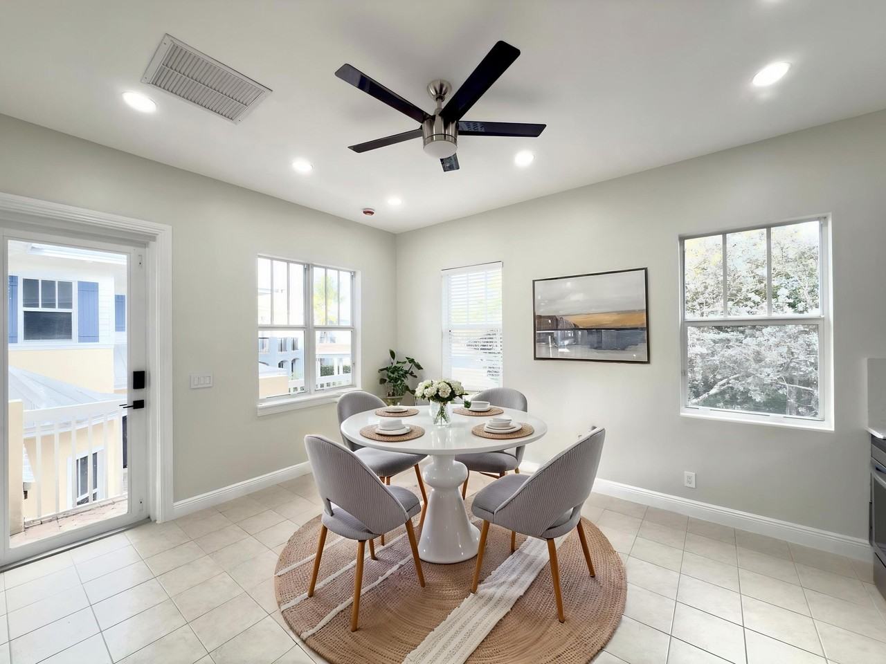 200 W Bay Cedar Cir - Photo 3 of 23