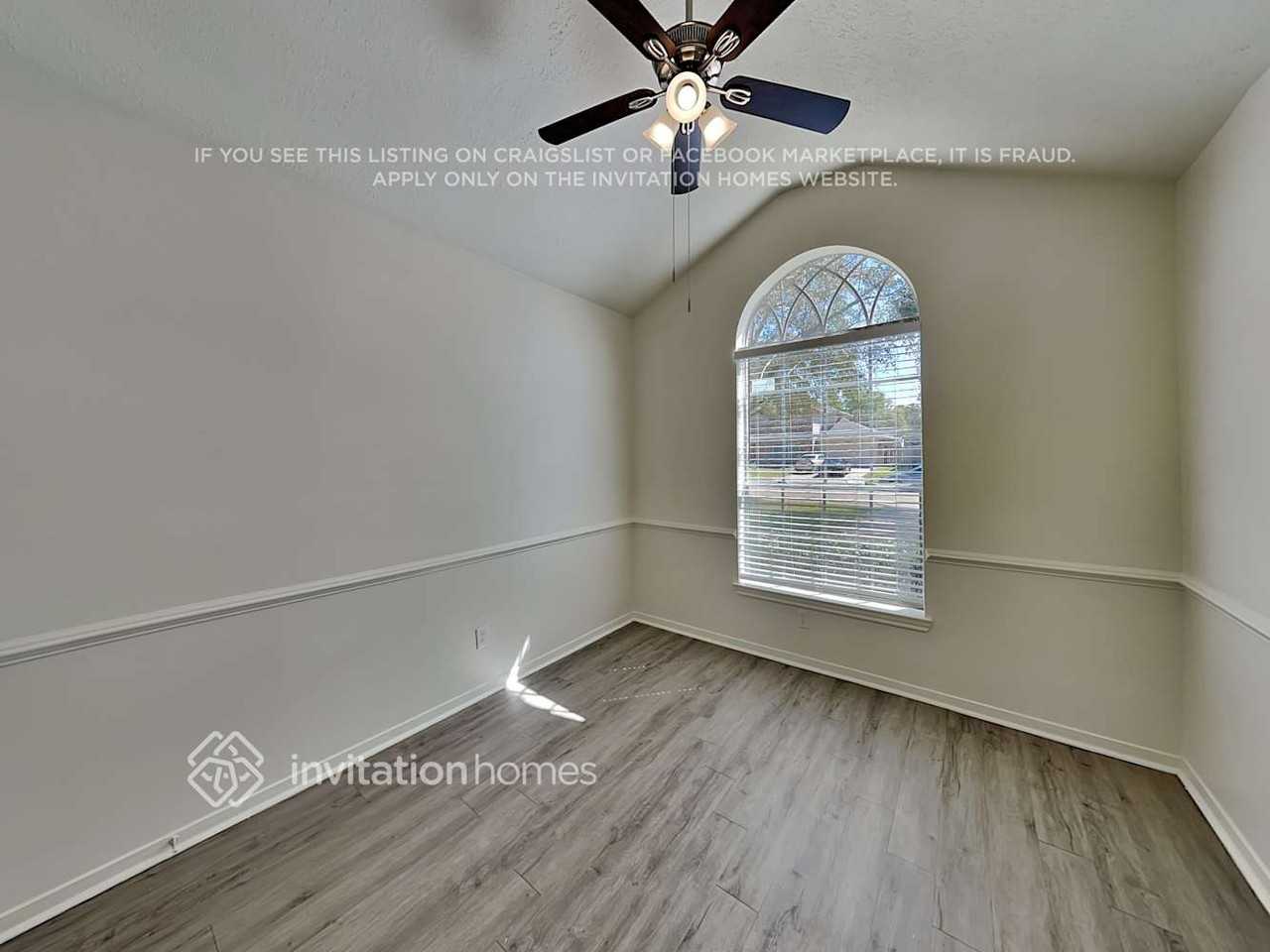 22826 Tara Way Dr - Photo 2 of 19