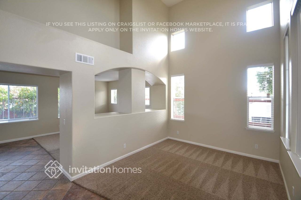 3097 Sunny Cove Ct - Photo 2 of 11