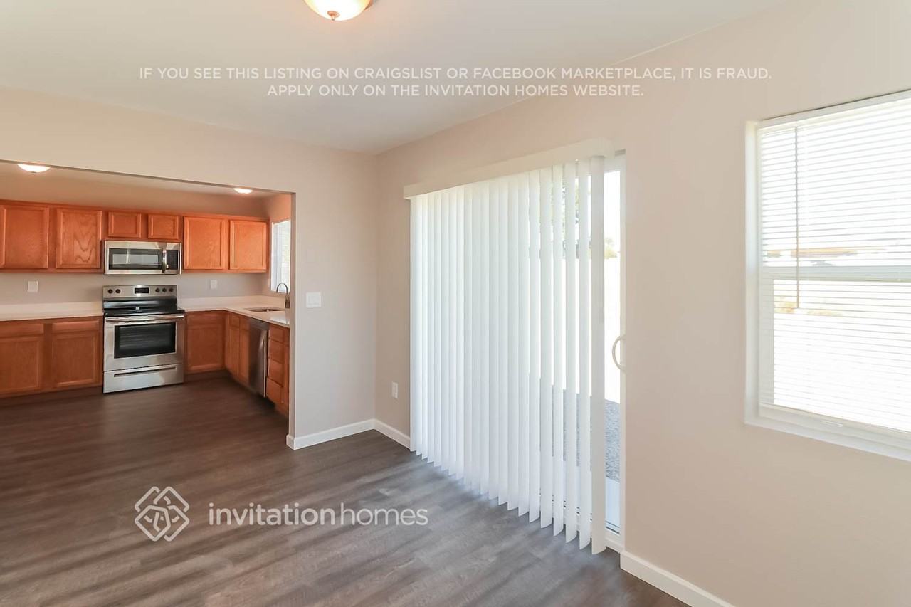 10907 N 72nd Ave - Photo 6 of 16