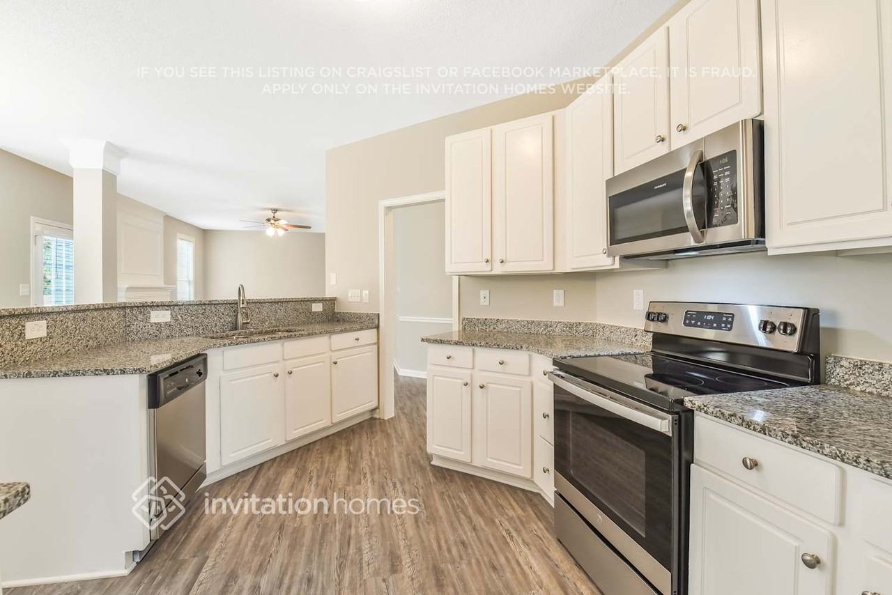 11509 Leigh Glen Cir - Photo 7 of 27