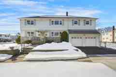 686 Gates Ter - Photo 1 of 1
