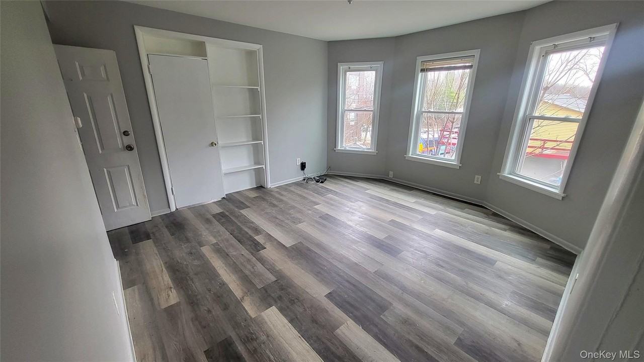 174 South Avenue unit: Apt 2 - Photo 4 of 21