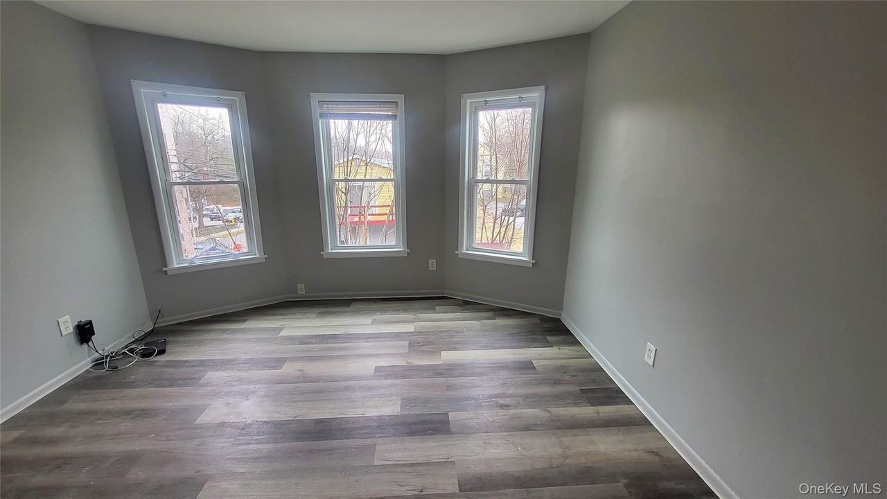 174 South Avenue unit: Apt 2 - Photo 6 of 21