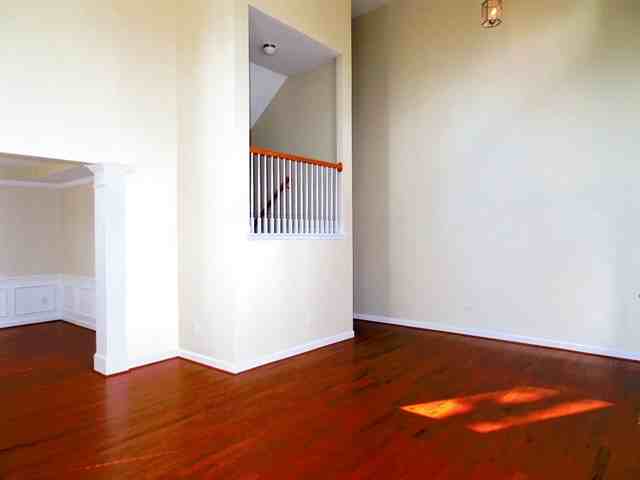 108 S Duelling Oaks Dr - Photo 3 of 11