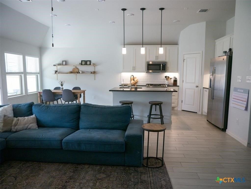 292 Eagle Ford Dr - Photo 5 of 16