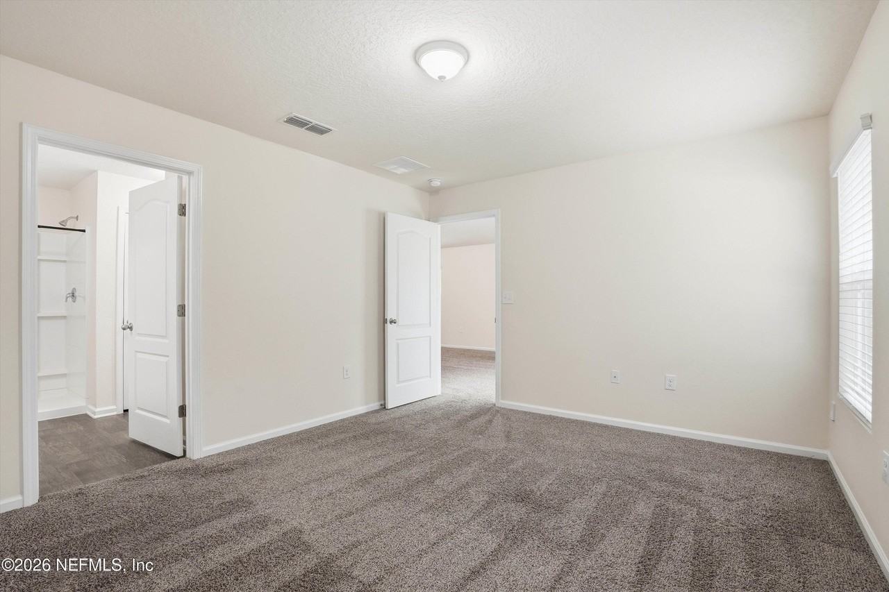 7862 Meadow Walk Ln - Photo 5 of 22