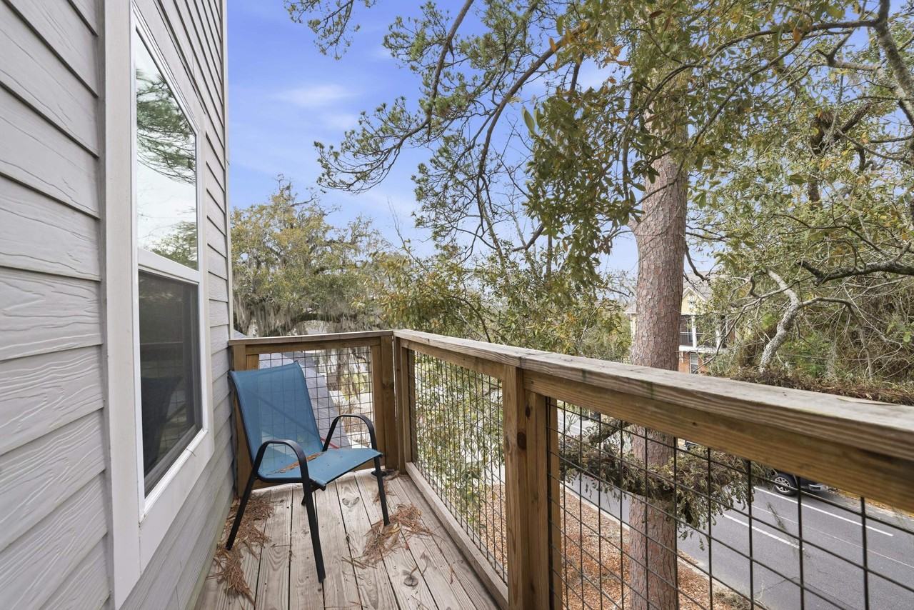 1241 N Bronough St - Photo 6 of 29