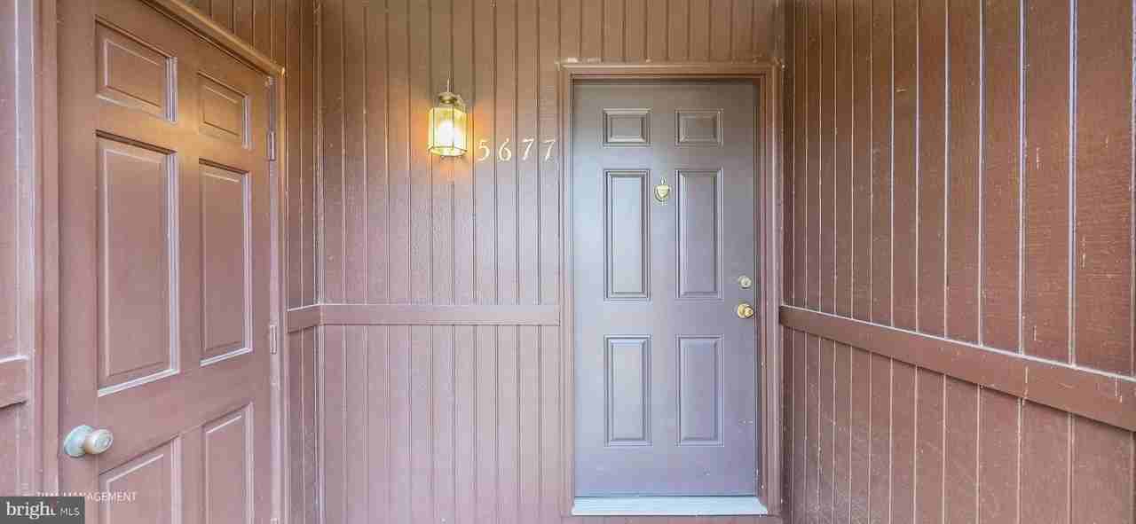 5677 Phelps Luck Dr - Photo 4 of 42