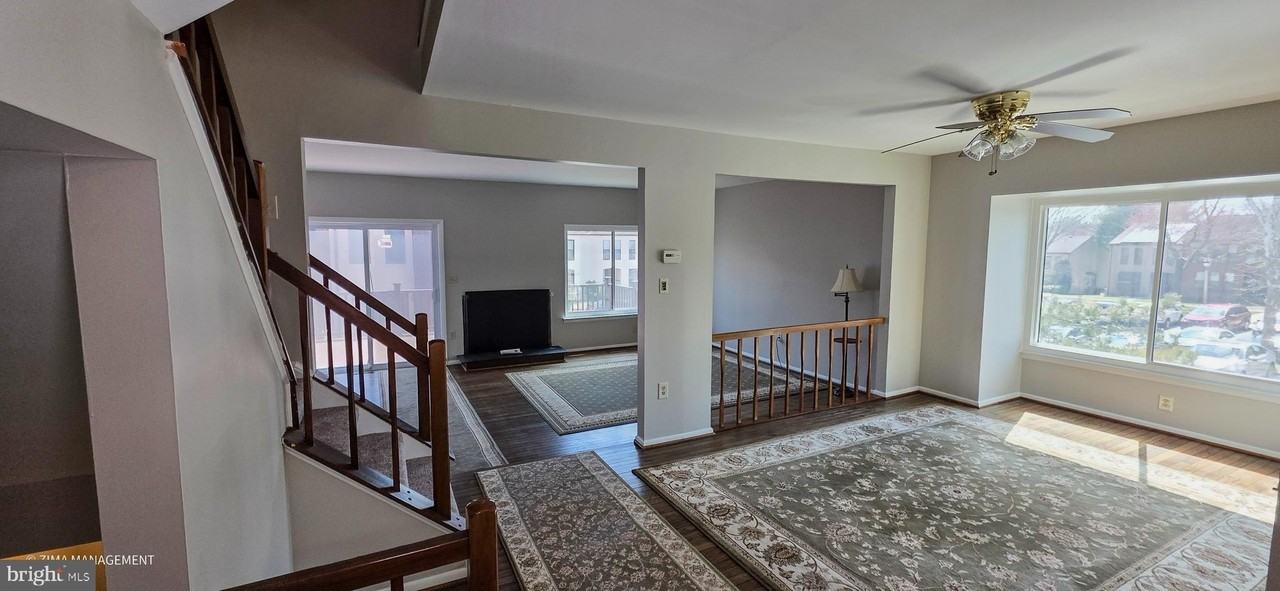 5677 Phelps Luck Dr - Photo 6 of 42