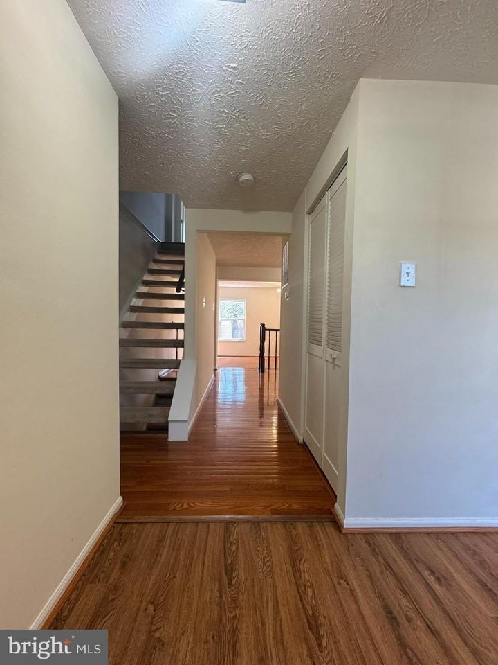 14027 Great Notch Ter - Photo 2 of 21